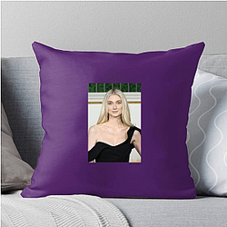 Hollywood Starlet Elizabeth Debicki Pillows Cover