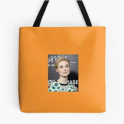 Style Icon Elizabeth Debicki Bags