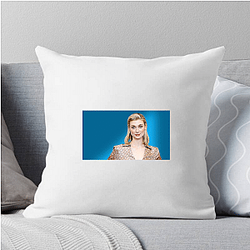Screen Siren Elizabeth Debicki Pillows Cover