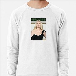 Hollywood Starlet Elizabeth Debicki Sweatshirts