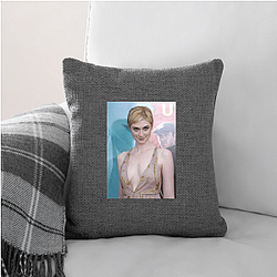 Red Carpet Queen Elizabeth Debicki Pillows Cover
