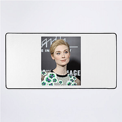 Style Icon Elizabeth Debicki Mouse Pads