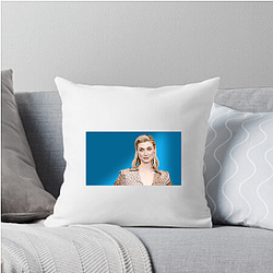 Screen Siren Elizabeth Debicki Pillows Cover
