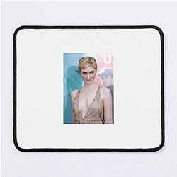 Red Carpet Queen Elizabeth Debicki Mouse Pads