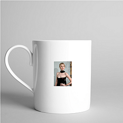 Breakout Actress Elizabeth Debicki Mugs
