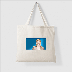 Screen Siren Elizabeth Debicki Bags