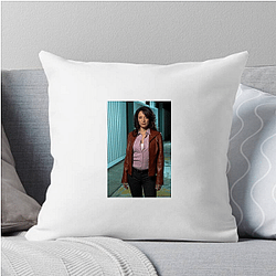 Elle Greenaway Merch For Fans Elle Greenaway Pillows Cover
