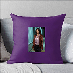 Elle Greenaway Merch For Fans Elle Greenaway Pillows Cover