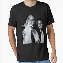 Elliot Stabler and Olivia Benson Actors Giving The Middle Finger Meme Essential T-Shirt