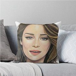 Emilia Clarke Throw Pillow