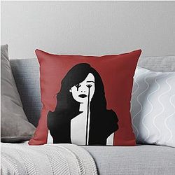 Emilia Clarke Throw Pillow