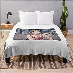 Emilia Clarke Throw Blanket