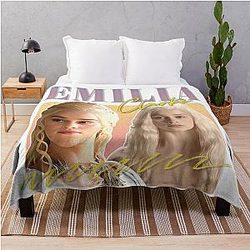 Emilia Clarke Retro Aesthetic Fan Design Throw Blanket