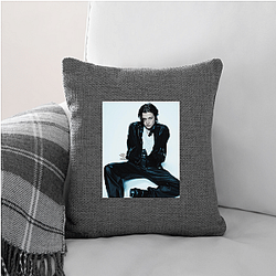 Hollywood Starlet Emma D'arcy Pillows Cover