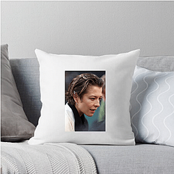 Glamorous Diva Emma D'arcy Pillows Cover