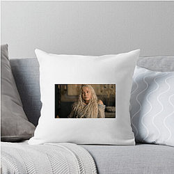 Red Carpet Queen Emma D'arcy Pillows Cover