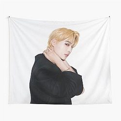 Ni K i Nishimura Riki ENHYPEN Tapestry
