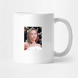 Style Icon Ester Exposito Mugs
