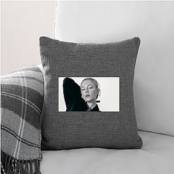 Red Carpet Queen Ester Exposito Pillows Cover