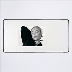 Red Carpet Queen Ester Exposito Mouse Pads