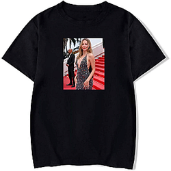 Breakout Actress Ester Exposito T-Shirts