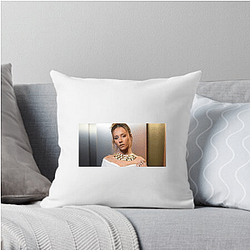 Glamorous Diva Ester Exposito Pillows Cover