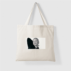 Red Carpet Queen Ester Exposito Bags