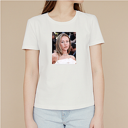 Style Icon Ester Exposito T-Shirts