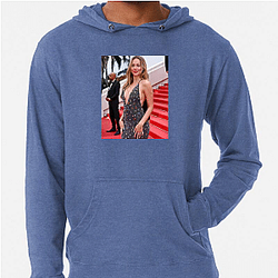 Breakout Actress Ester Exposito Hoodies