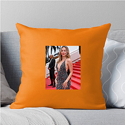 Breakout Actress Ester Exposito Pillows Cover