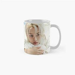Lee Felix Stray Kids - 2024 Seasons Greetings Perfect Day with SKZ Classic Mug