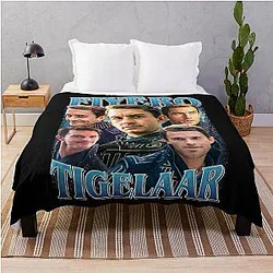 Jonathan Bailey Fiyero Tigelaar Blanket