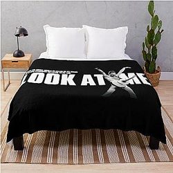 Freddie Mercury - Freddie Look at Me Throw Blanket