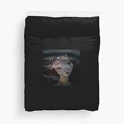 The Mirror of Galadriel Duvet Cover