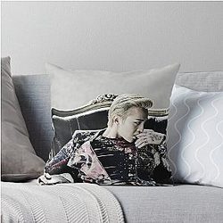 BIGBANG - G-Dragon Throw Pillow