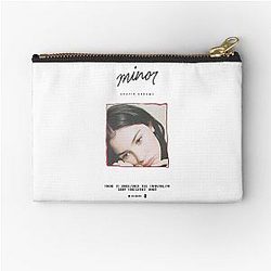 Gracie Abrams Minor Pouch