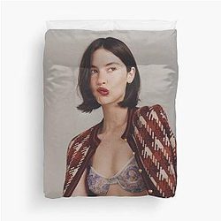 Gracie Abrams Duvet Cover