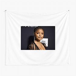 Glamorous Diva Halle Bailey Tapestries