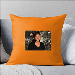 Leading Lady Halle Bailey Pillows Cover