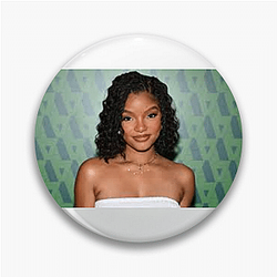 Screen Siren Halle Bailey Pins