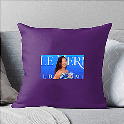 Red Carpet Queen Halle Bailey Pillows Cover