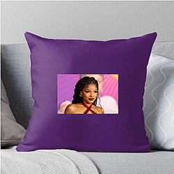 Academy Award Winner Halle Bailey Pillows Cover