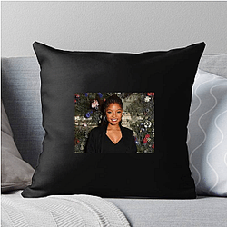 Leading Lady Halle Bailey Pillows Cover
