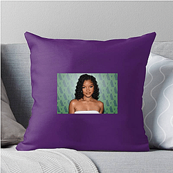 Screen Siren Halle Bailey Pillows Cover