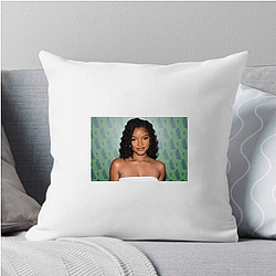 Screen Siren Halle Bailey Pillows Cover