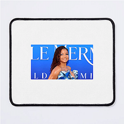 Red Carpet Queen Halle Bailey Mouse Pads