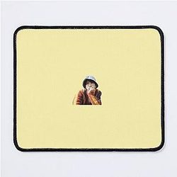 Han Jeong Yong Cute Pose Mouse Pad