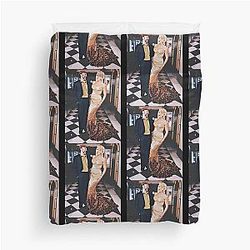 Jason Sudeikis and Hannah Waddingham Duvet Cover