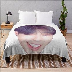 Hongjoong Throw Blanket