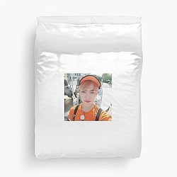 Hongjoong ATEEZ Duvet Cover